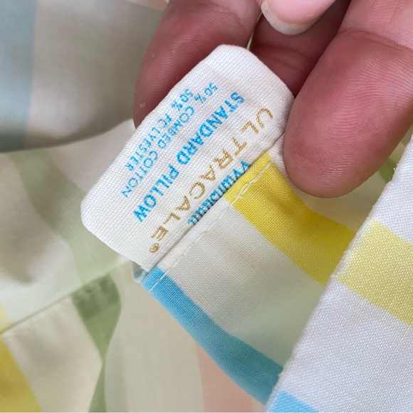 Vintage Wamsutta Pillowcases - Picture 6 of 7